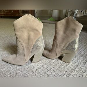 NEW IN BOX: Dolce Vita- Nestly Booties- Dune Multi Suede Size 7.5